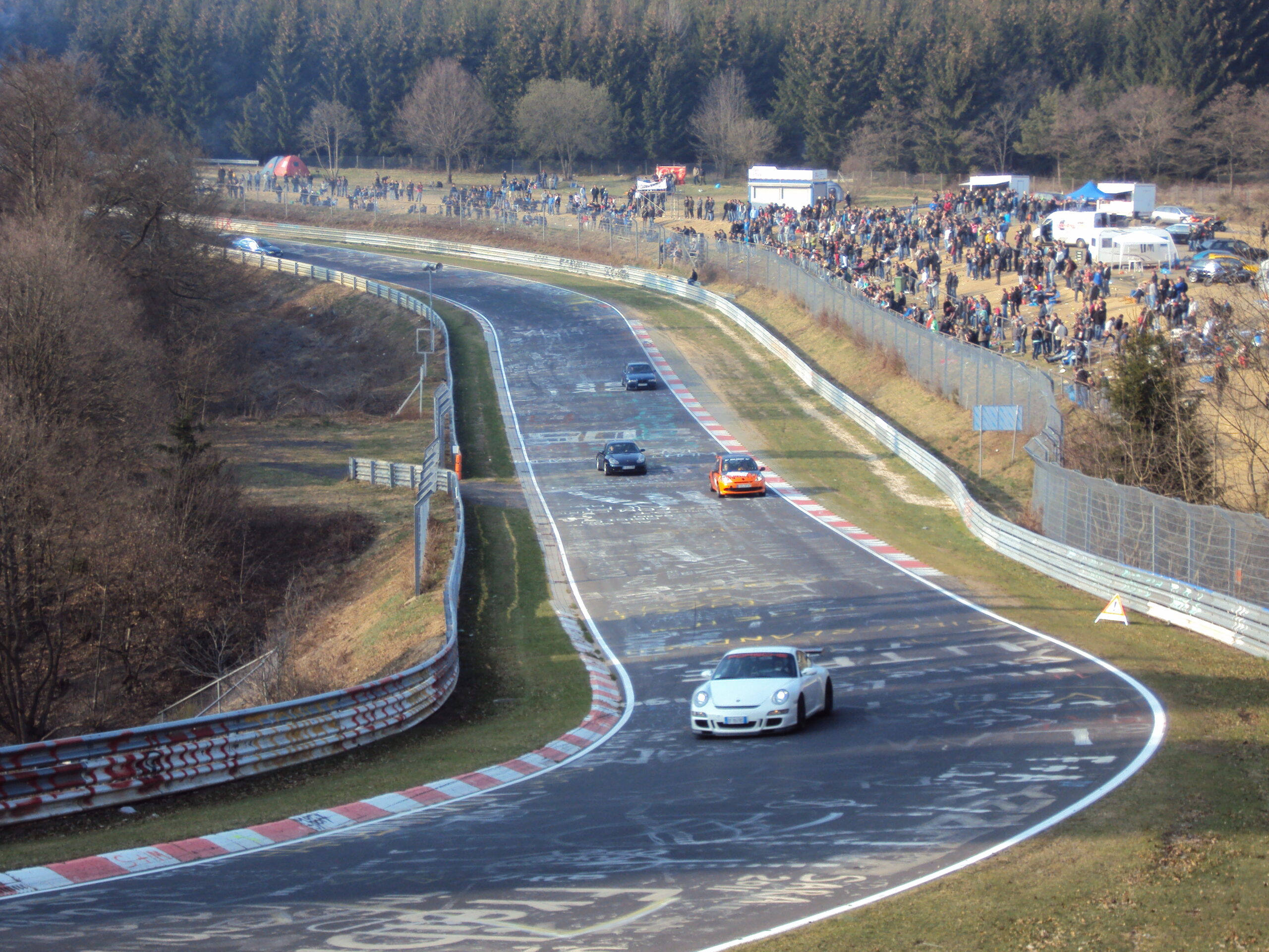 Viewing the action around the Nordschleife